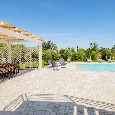 Colabati - Private Pool Near Gallipoli فيلة أليزيو
